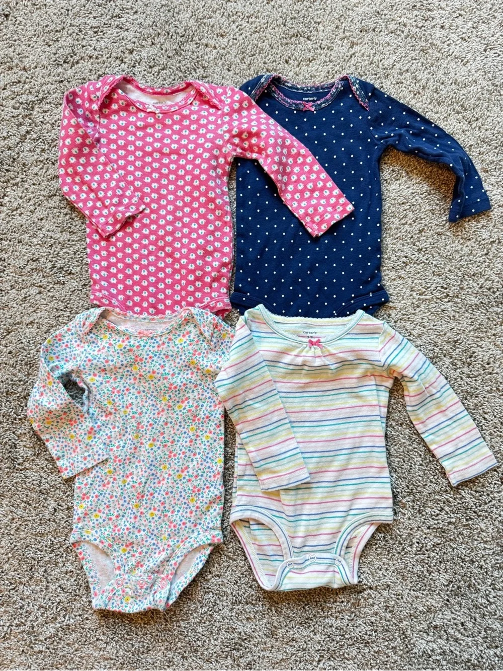 Baby Girl Clothing Bundle Carter’s Onesies Pajamas Leggings Lot size 12 Months